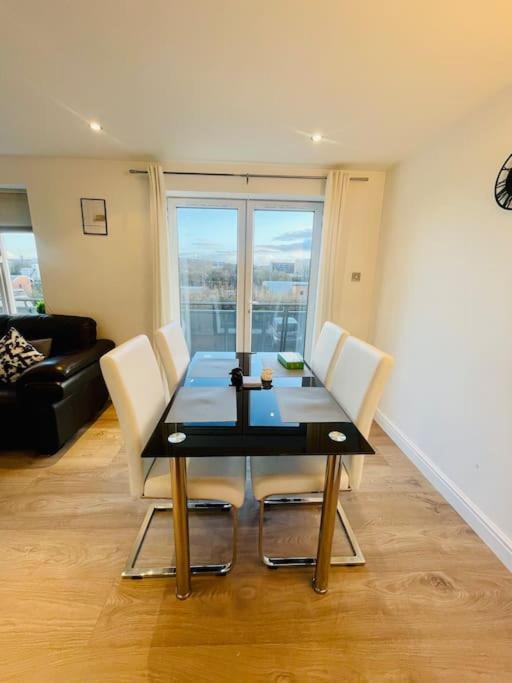 Stunning Flat By Quayside With Balcony!! Apartment Newcastle upon Tyne Exterior photo